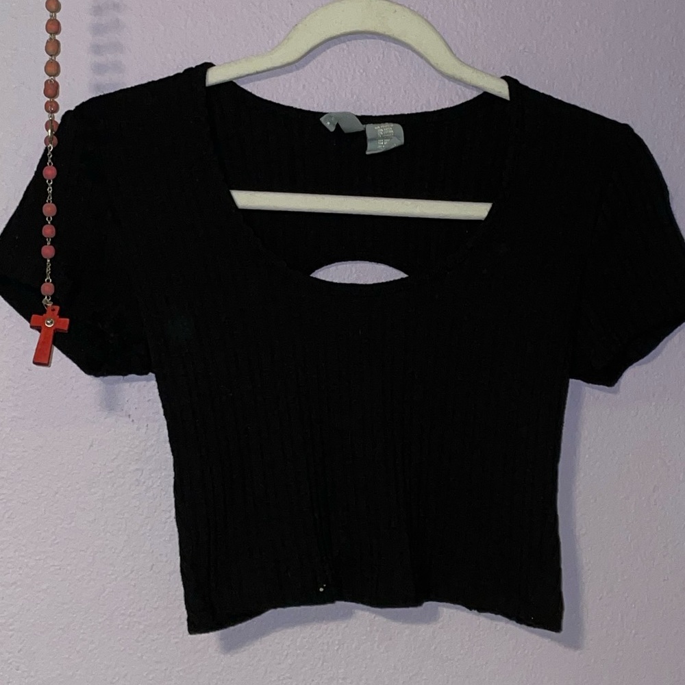 Cute black crop top